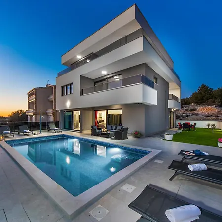 Shaula Villa Šibenik