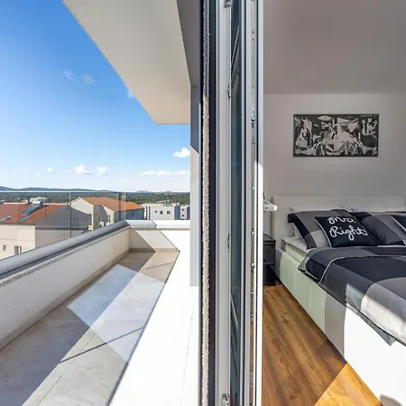 Shaula Villa Šibenik