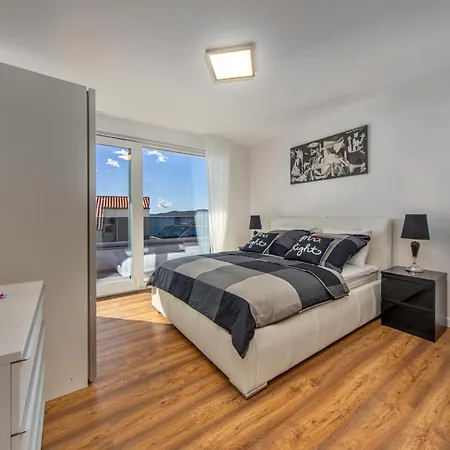 Villa Shaula Šibenik