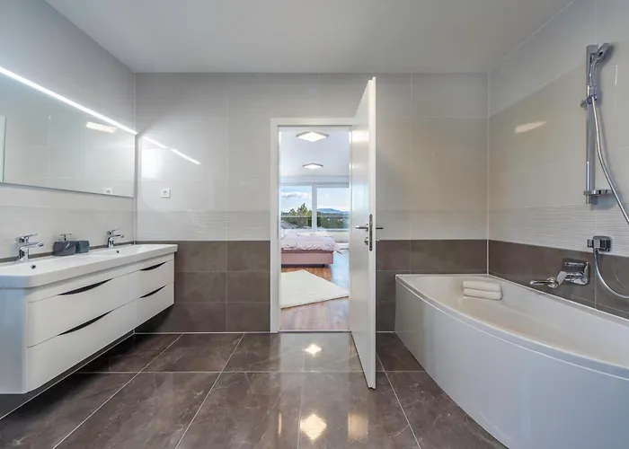 Villa Shaula Šibenik